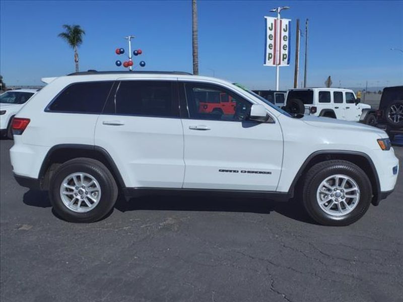 2019 Jeep Grand Cherokee Laredo EImage 26