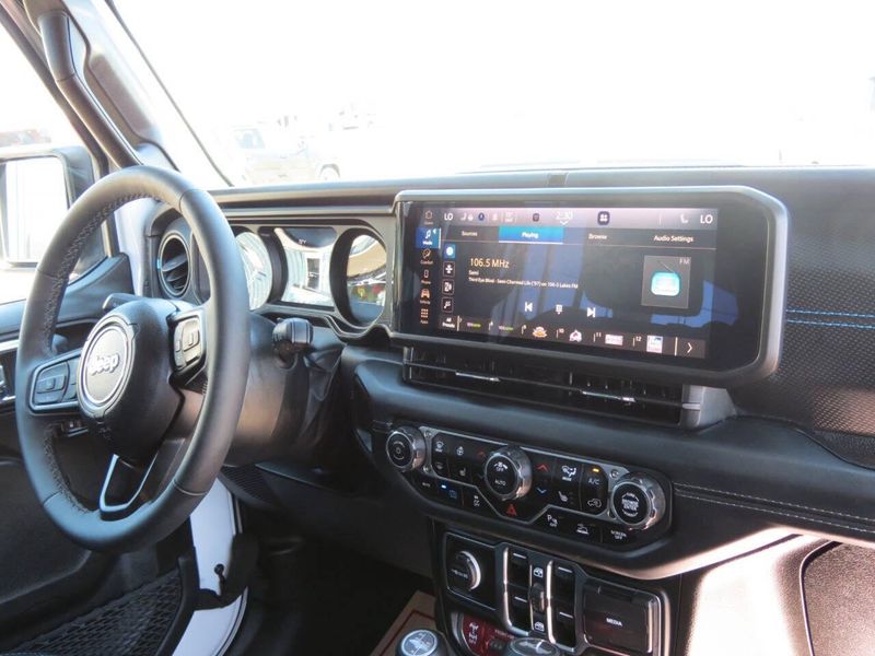 Used 2025 Jeep Wrangler 4xE Rubicon 4x4 4dr SUVImage 10