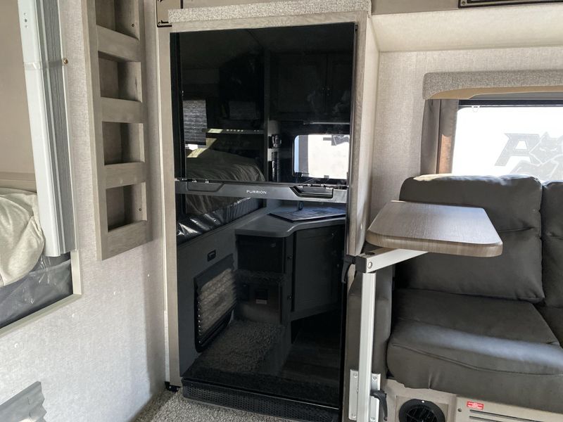 New 2027 NORTHWOOD MFG Arctic Fox 811Image 10