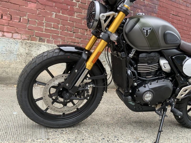 2027 Triumph SCRAMBLER 400 X