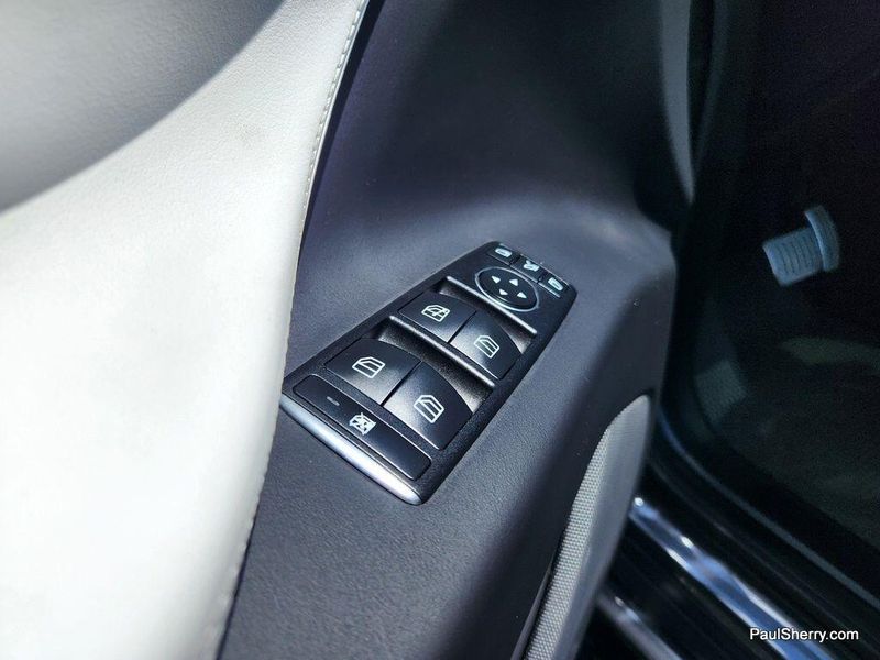 2018 Tesla Model X P100DImage 25