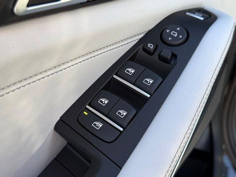 New 2026 BMW X5 sDrive40iImage 16