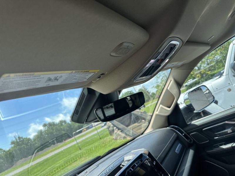 2019 RAM 1500 LaramieImage 30