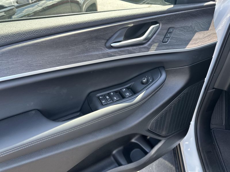 2025 Jeep Grand Cherokee Limited 4x4Image 20