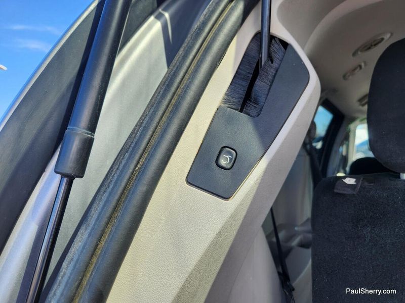 Used 2013 Dodge Grand Caravan SXT