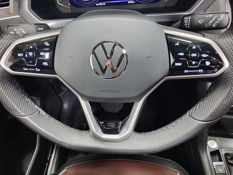 Used 2024 Volkswagen Tiguan AWD SEL R-Line w/Sunroof/navImage 31