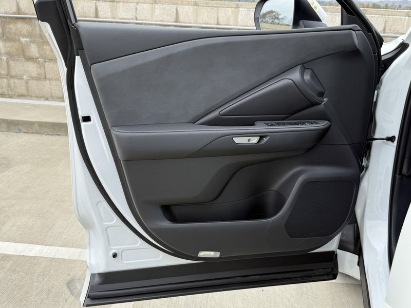 2025 Lexus TX Image 17