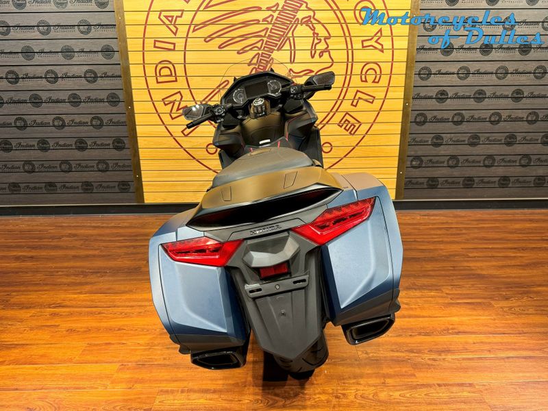 2022 Honda Gold Wing DCT Image 7