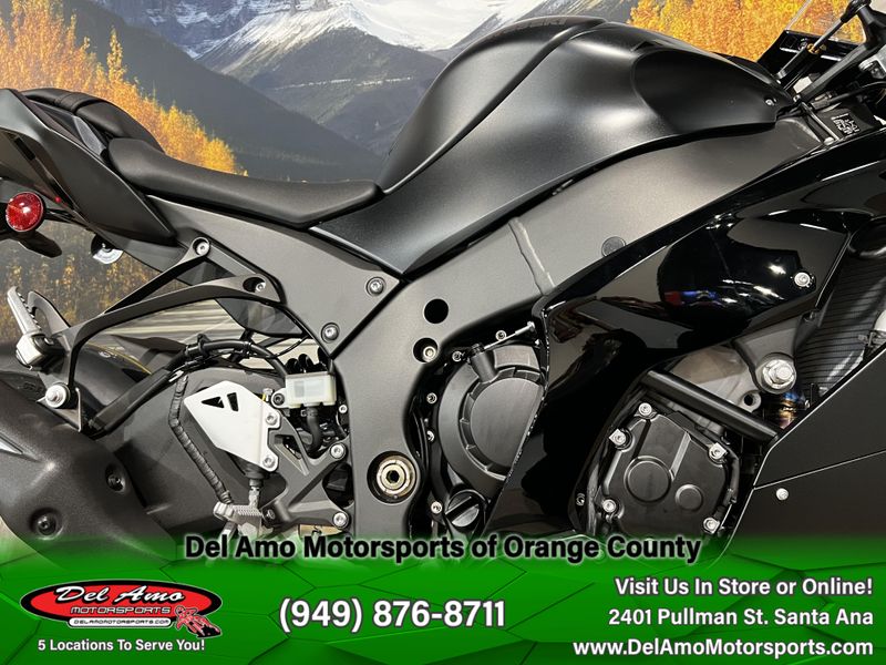 2025 Kawasaki NINJA ZX-10R ABS Image 17