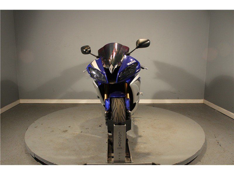 2015 Yamaha YZFImage 2