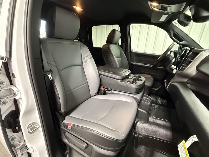 New 2026 RAM 3500 Tradesman Crew Cab Chassis 4x4 60