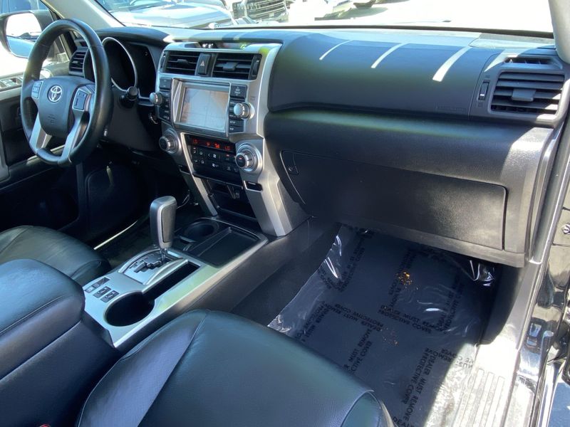 Used 2010 Toyota 4Runner LimitedImage 9
