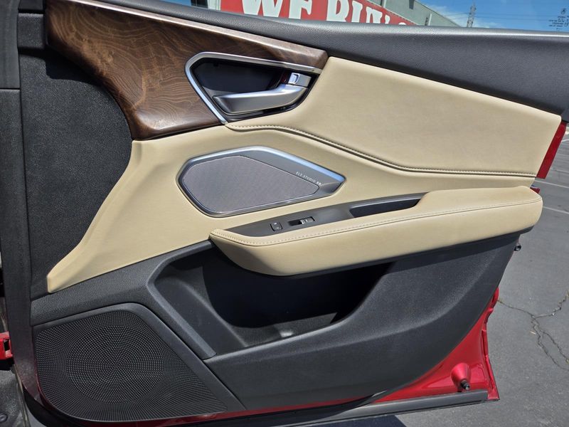 2019 Acura RDX Advance photo 30