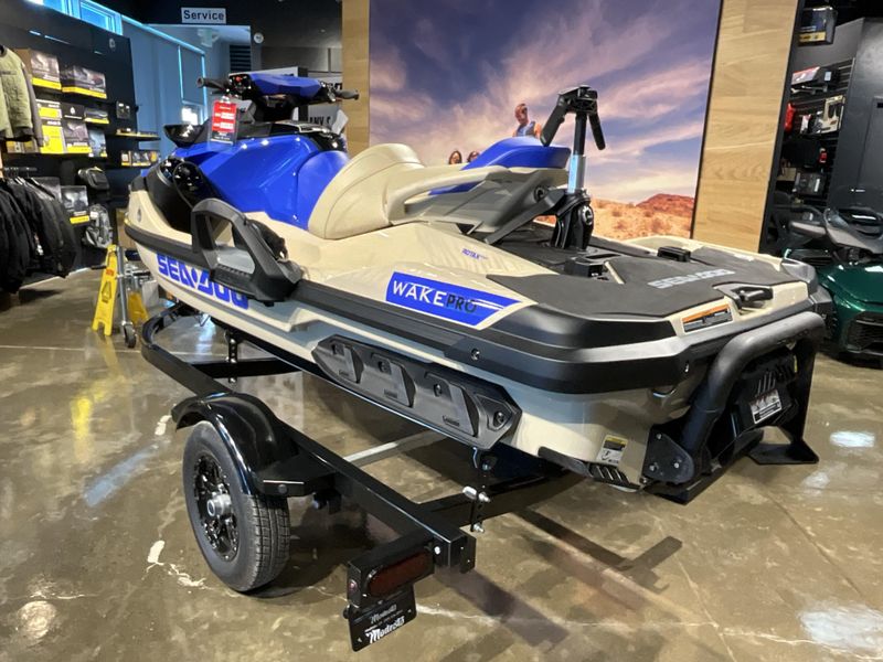 New 2025 SEA DOO WAKE PRO 230 Image 4