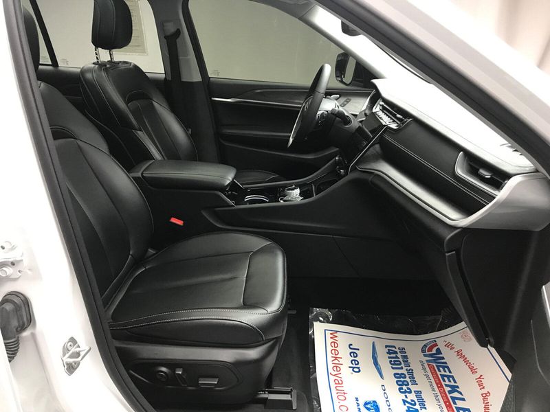 Used 2023 Jeep Grand Cherokee LimitedImage 21
