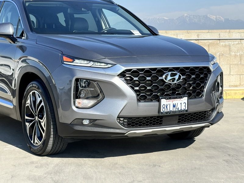2019 Hyundai Santa Fe Image 3