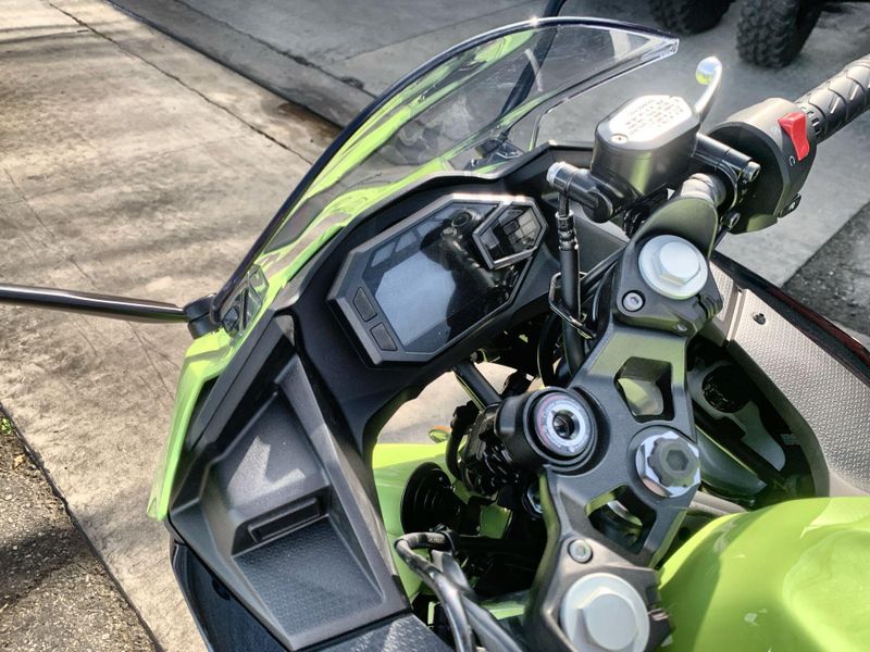 New 2026 Kawasaki NINJA 500 SE ABS Image 15
