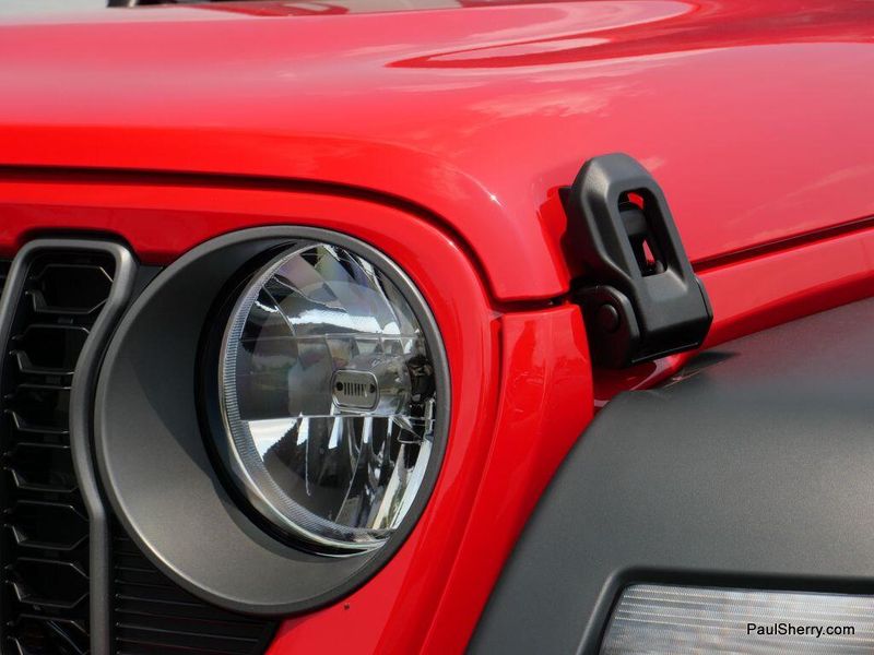 2025 Jeep Wrangler 4-door Sport SImage 12