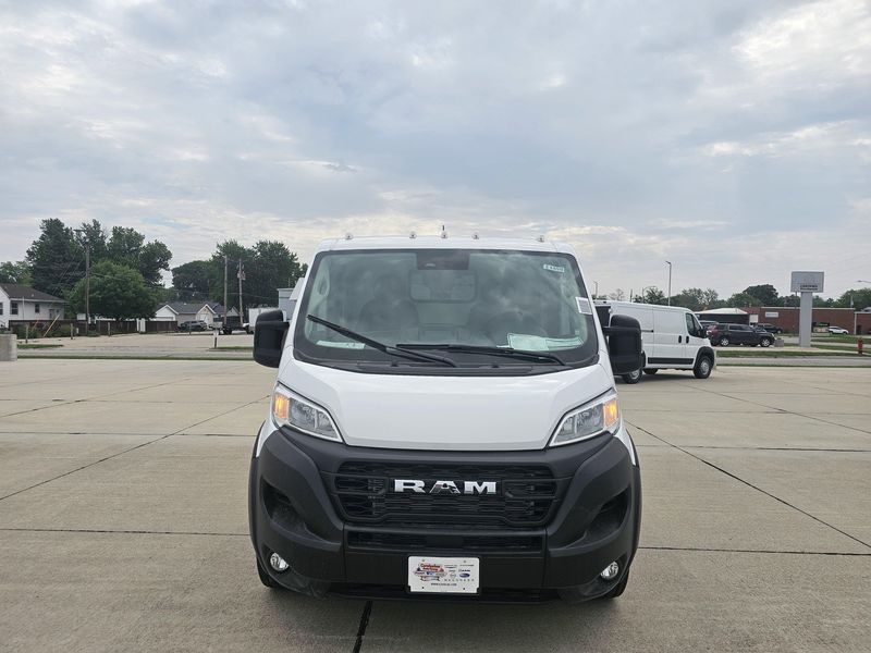 New 2025 RAM ProMaster Cargo Van TradesmanImage 3
