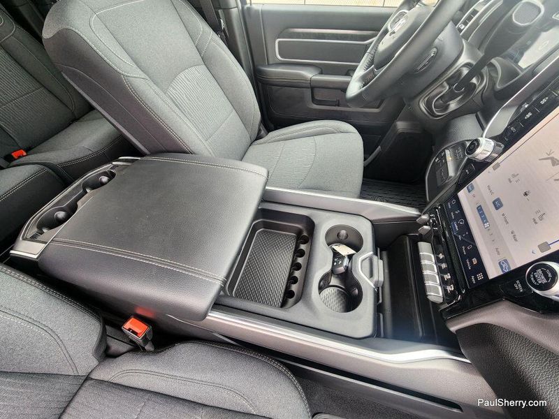2024 RAM 2500 Big Horn Crew Cab 4x4 6