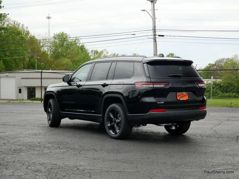 2025 Jeep Grand Cherokee L Altitude X 4x4Image 10