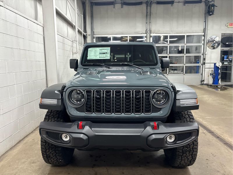 2025 Jeep Gladiator Rubicon photo 18