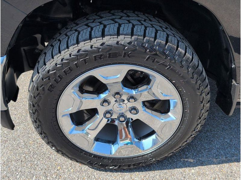 Used 2019 RAM 1500 Big Horn Lone StarImage 9