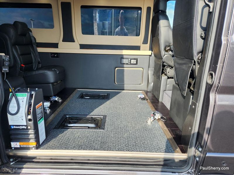 New 2024 RAM ProMaster 2500 Window Van SLT+