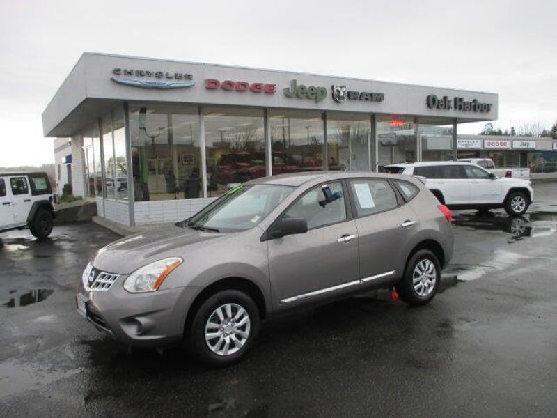 2013 Nissan Rogue SImage 1