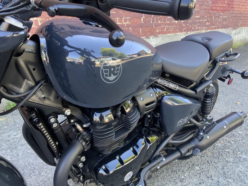 2024 Royal Enfield SHOTGUN 650 
