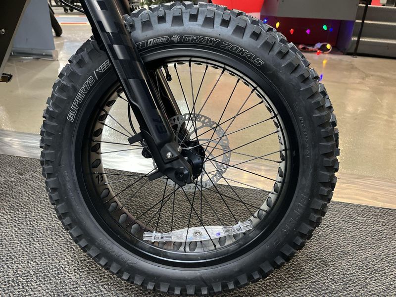 New 2025 Super73 Z Adventure Core E-Bike Image 18
