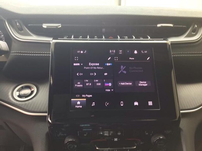 2025 Jeep Grand Cherokee L Altitude 4x2Image 12
