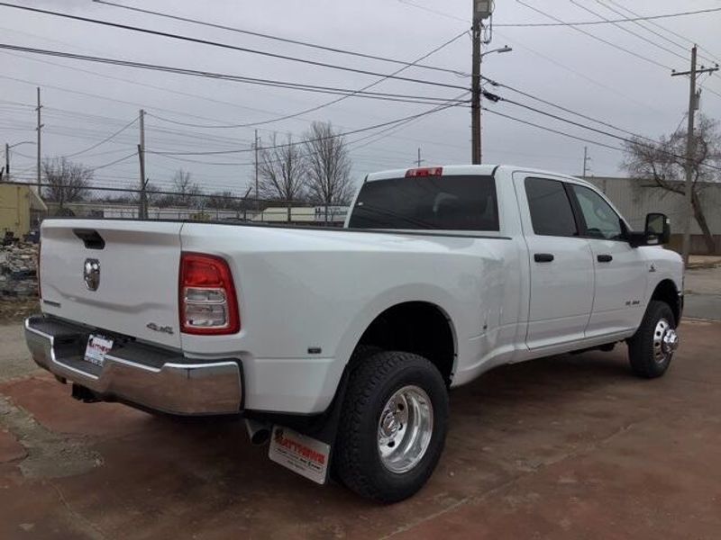 2024 RAM 3500 Big Horn Crew Cab 4x4 8