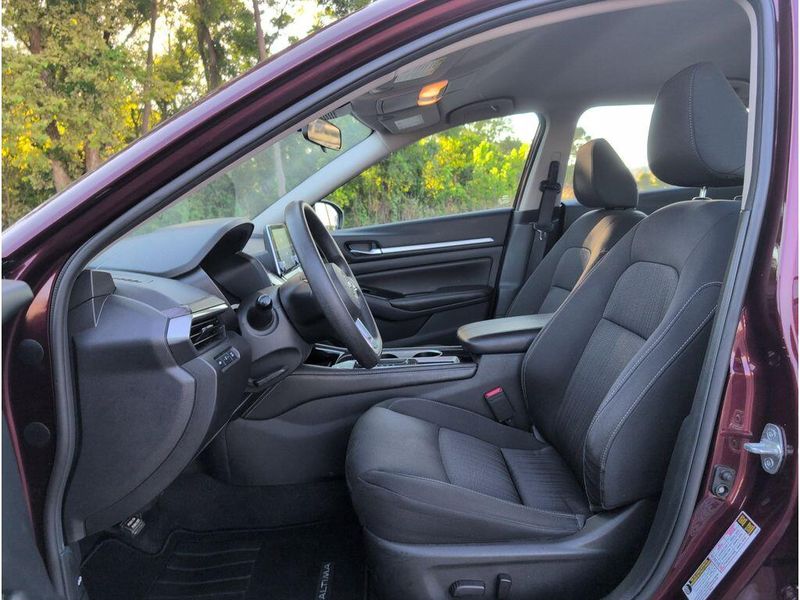 Used 2023 Nissan Altima 2.5 SVImage 10