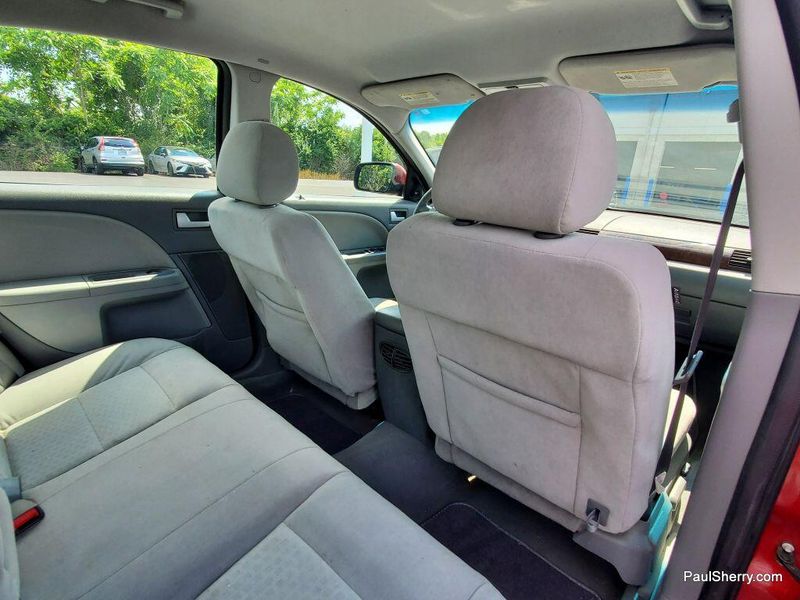 Used 2007 Ford Five Hundred SELImage 23