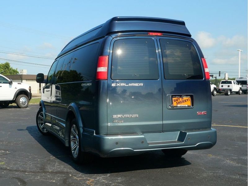 2017 GMC Savana 2500 Image 11