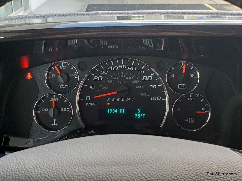 Used 2025 Chevrolet Express Cargo 
