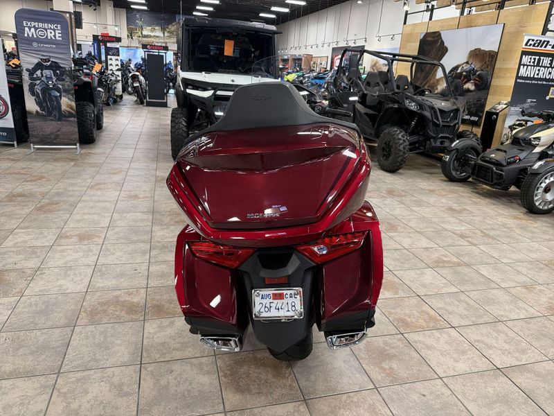 Used 2023 Honda GOLD WING TOUR Image 16