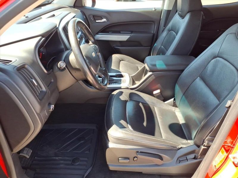 2015 Chevrolet Colorado LT photo 24
