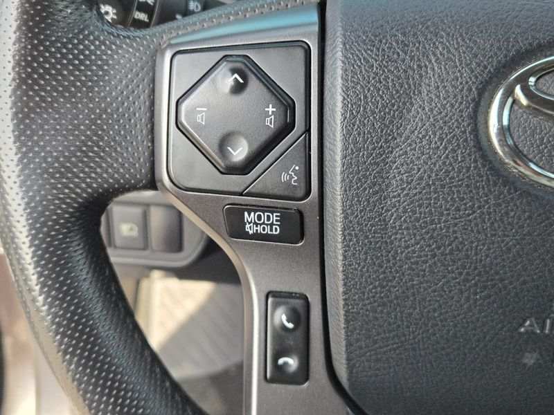 Used 2019 Toyota Tacoma TRD Off Road Double Cab 5' Bed V6 AT (Natl)