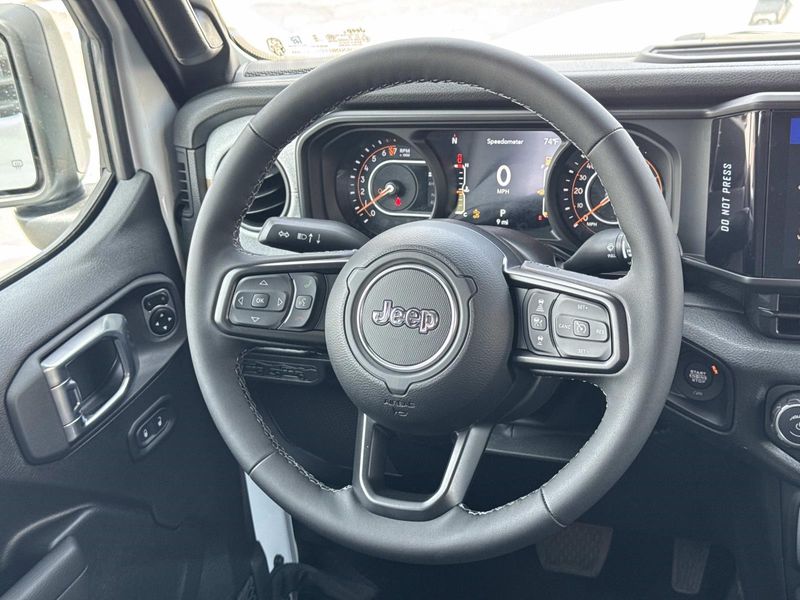 New 2026 Jeep Gladiator Sport S 4x4