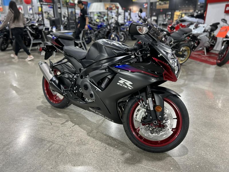New 2026 Suzuki GSX-R750 Image 1
