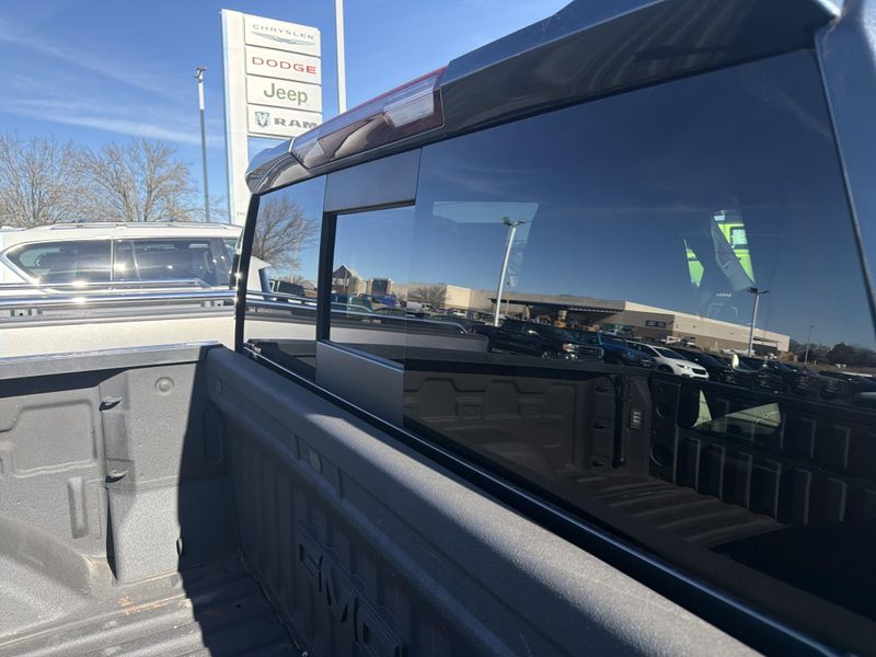 Used 2022 GMC Sierra 1500 Limited SLTImage 6