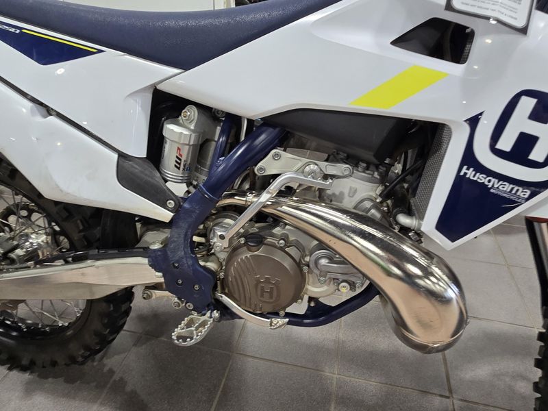 USED 2022 HUSQVARNA TC 250 Image 11