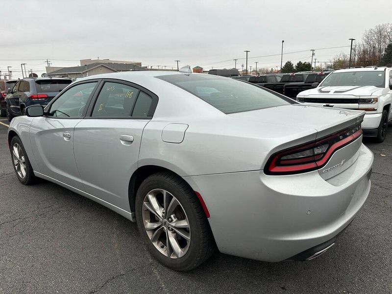 2021 Dodge Charger SXTImage 16