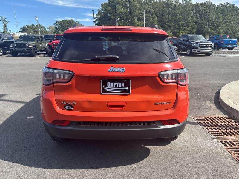 Used 2017 Jeep New Compass SportImage 4