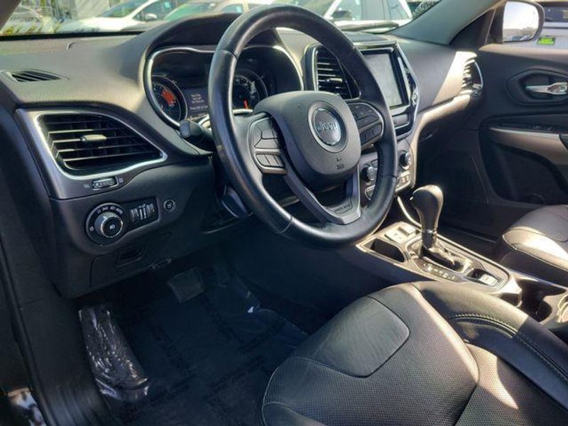 Used 2019 Jeep Cherokee Limited