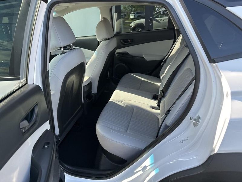 2023 Hyundai Kona SELImage 21