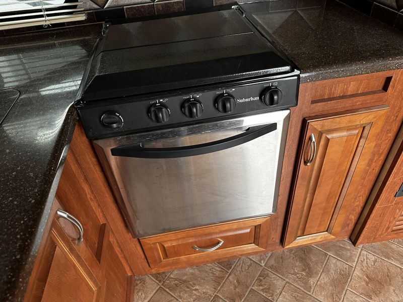 Used 2014 FOREST RIVER WILD CAT Image 16