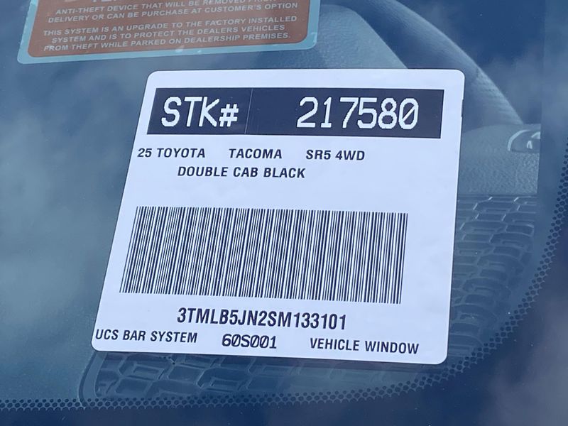 2025 Toyota Tacoma SR5Image 21